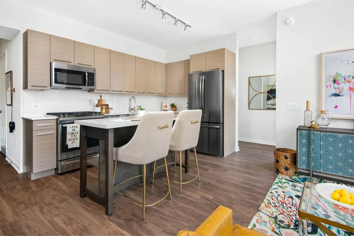 Reviewing an apartment application