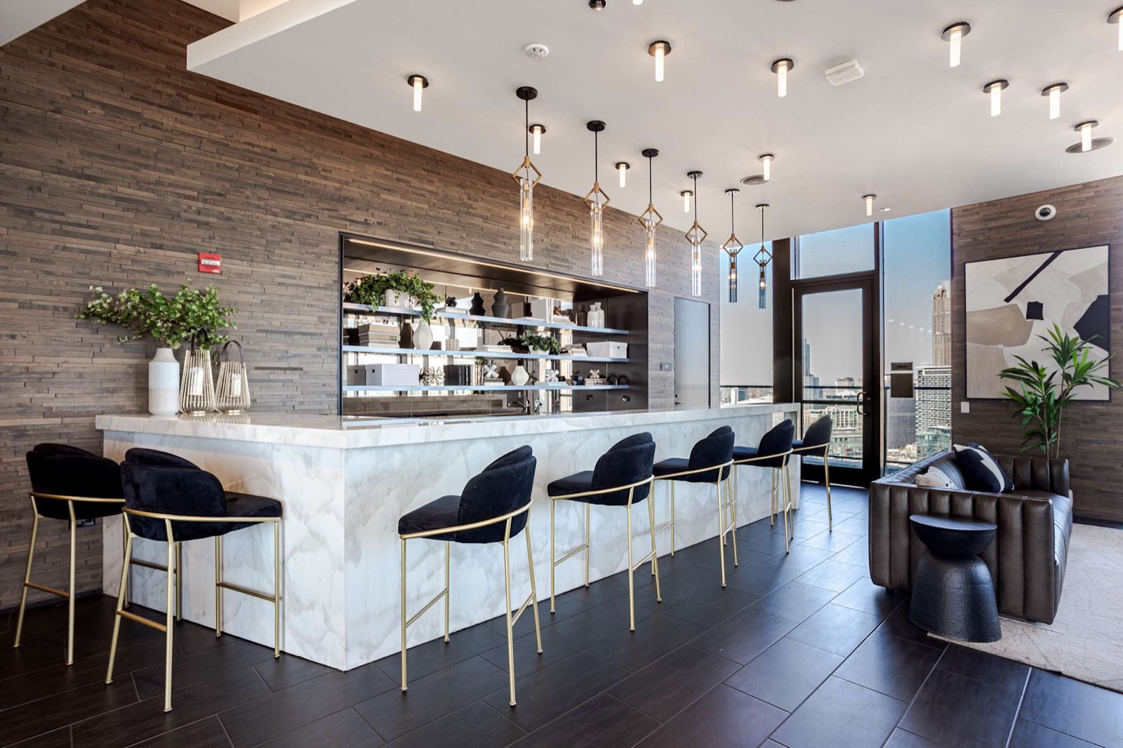 1001 South State resident club room with skyline view, South Loop Chicago